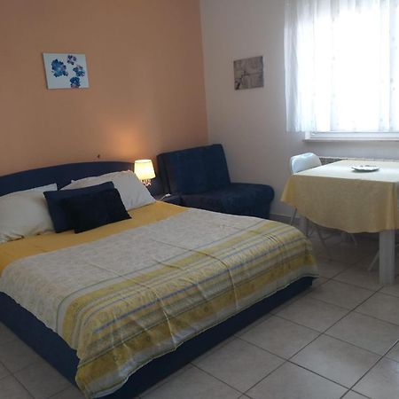 Beach Apartments Nemira Omiš Dış mekan fotoğraf