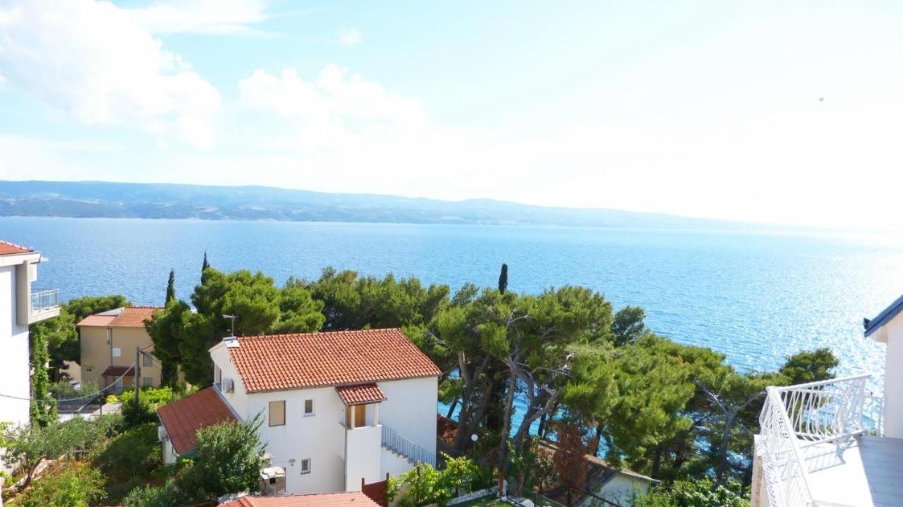 Beach Apartments Nemira Omiš Dış mekan fotoğraf
