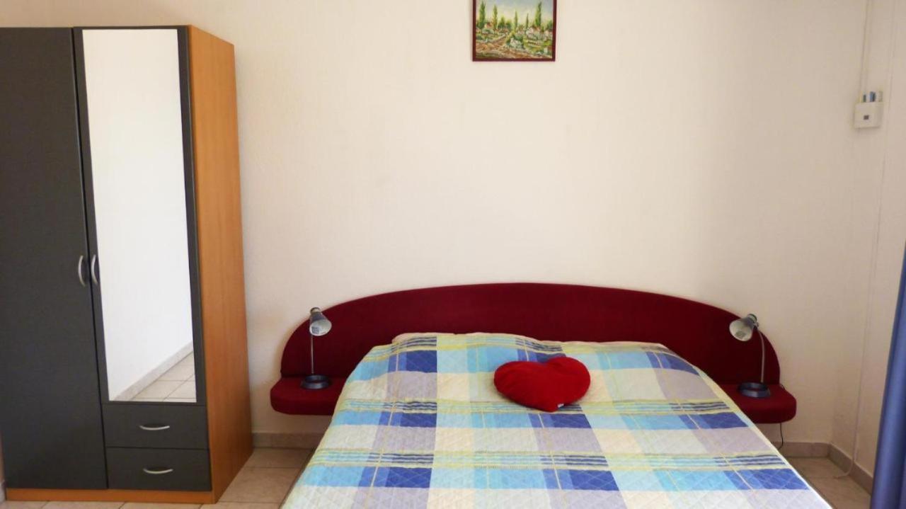 Beach Apartments Nemira Omiš Dış mekan fotoğraf