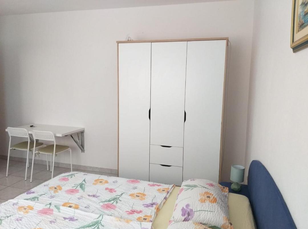 Beach Apartments Nemira Omiš Dış mekan fotoğraf
