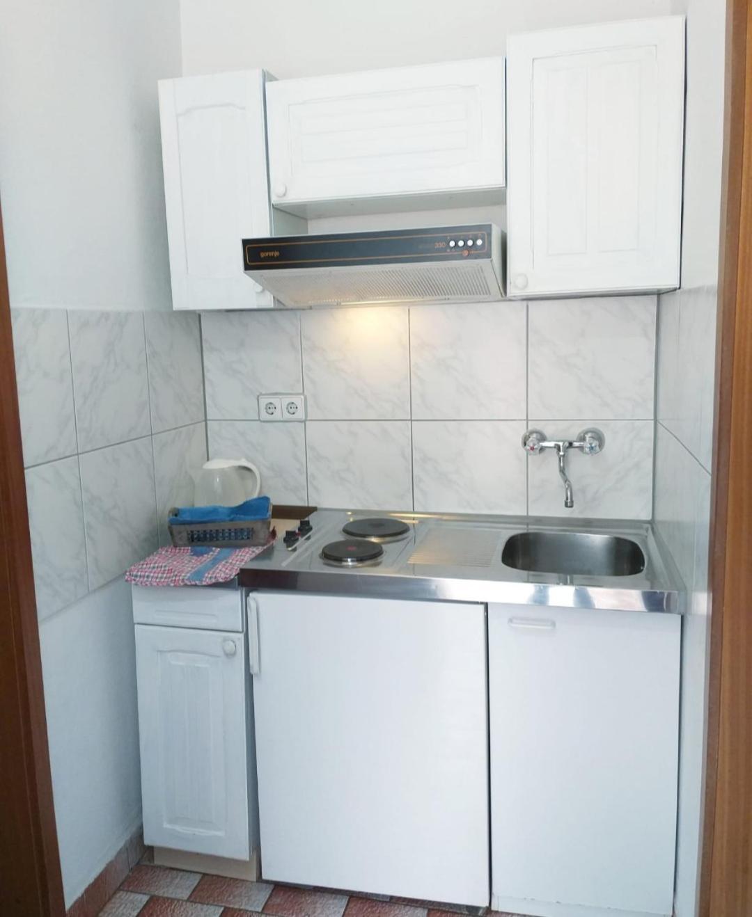 Beach Apartments Nemira Omiš Dış mekan fotoğraf